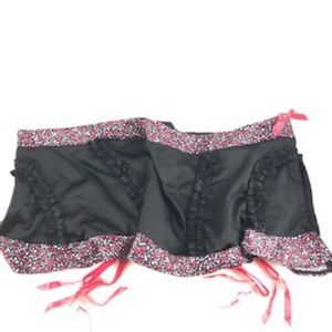 Victoria's Secret Garter Belt
